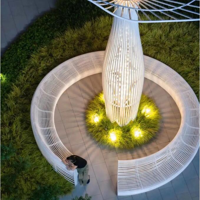 不銹鋼鏤空?qǐng)A弧座椅靠背藝術(shù)戶外景觀坐凳 不銹鋼鏤空?qǐng)A弧座椅靠背藝術(shù)戶外景觀坐凳